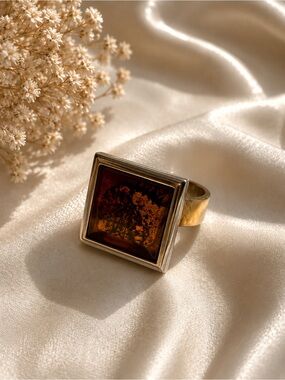 Square Amber Look Statement Ring - Gold Toned